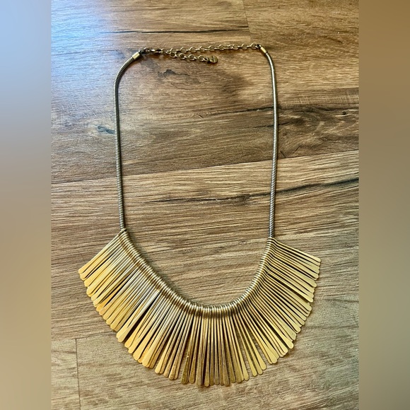 Stella & Dot Chunky Gold Collar Necklace - Picture 2 of 2